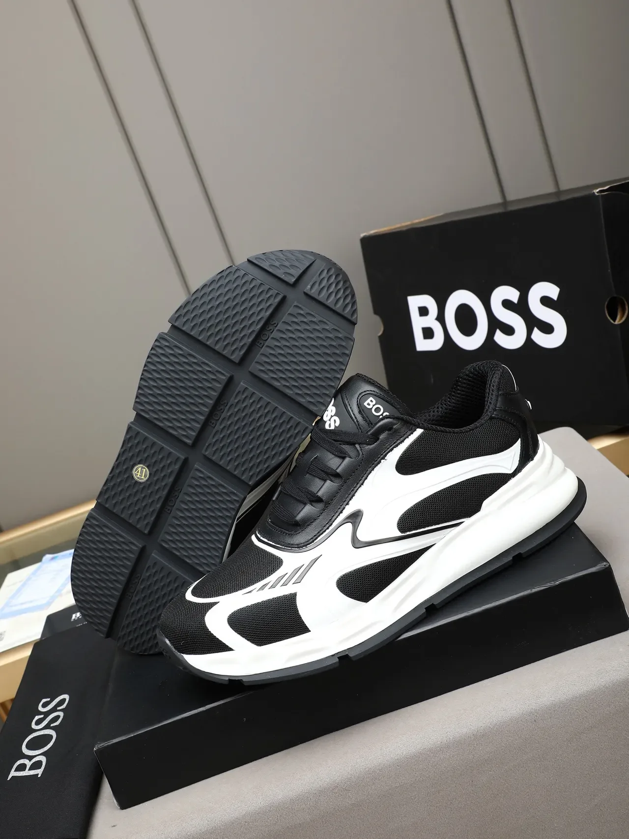 Hugo Boss Lifestyle Sneaker Black and White Wave Overlay Sneaker 4