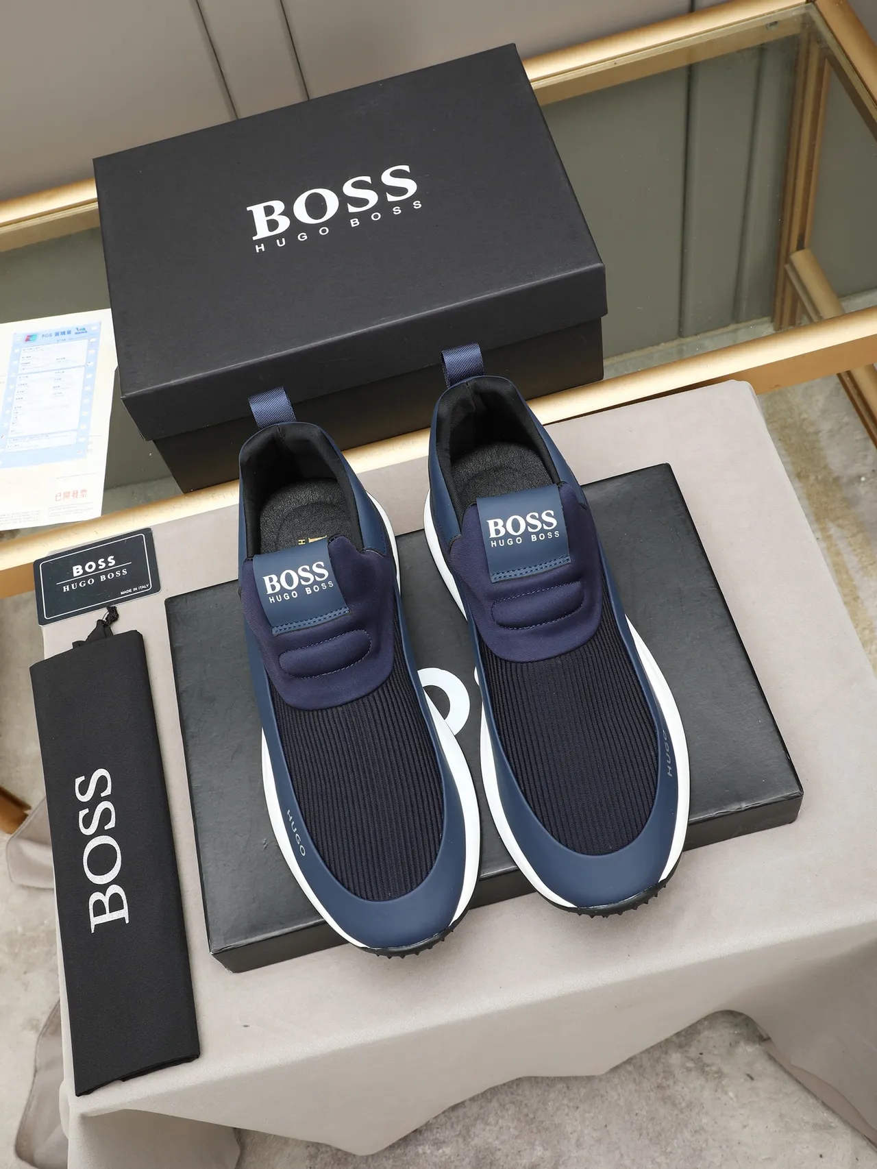 Hugo Boss Navy White Slip-On Sock-Fit Upper Tênis Lifestyle 3
