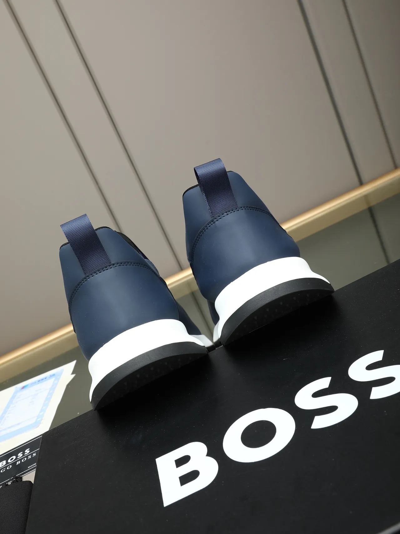 Hugo Boss Navy White Slip-On Sock-Fit Upper Tênis Lifestyle 4