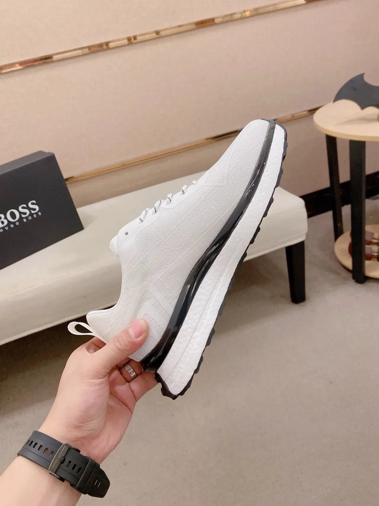 Hugo Boss Blanc Noir Maille Tricotée Empeigne Logo Latéral Bold Sneakers Lifestyle 5