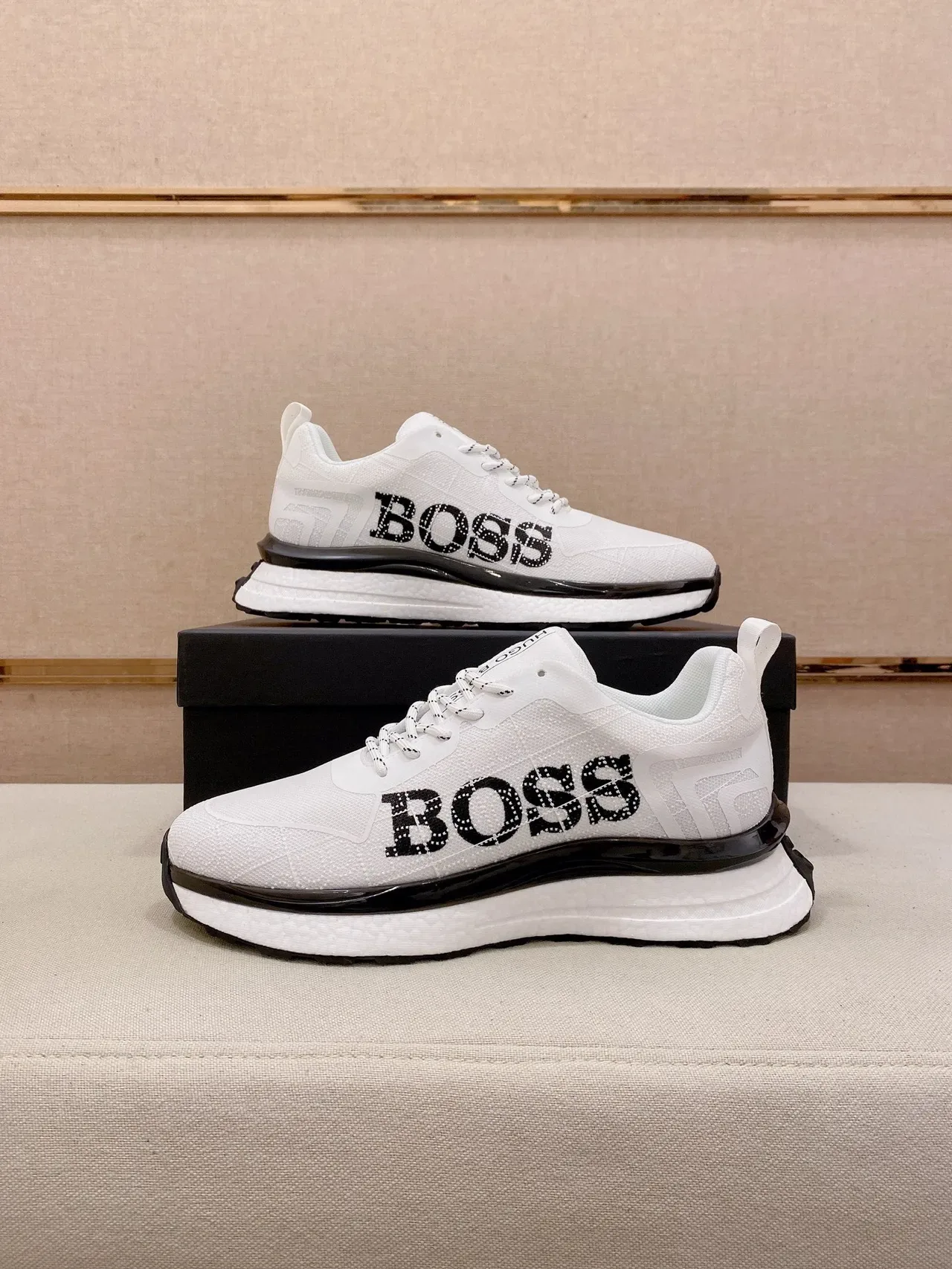 Hugo Boss Blanc Noir Maille Tricotée Empeigne Logo Latéral Bold Sneakers Lifestyle 7