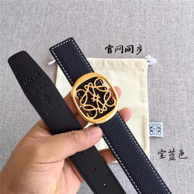 Loewe Anagram Cinturón reversible de cuero en color marrón claro y negro 3