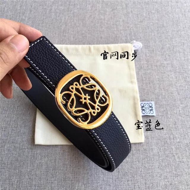 Loewe Anagram Cinturón reversible de cuero en color marrón claro y negro 4