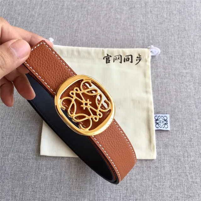 Loewe Anagram Cinturón reversible de cuero en color marrón claro y negro 12