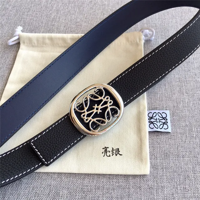 Loewe Anagram Cinturón reversible de cuero en color marrón claro y negro 22