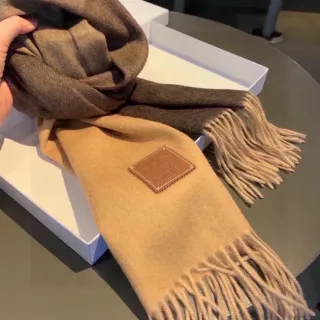 Loewe Anagram وشاح لونين إبل وبني كشمير وشاح
