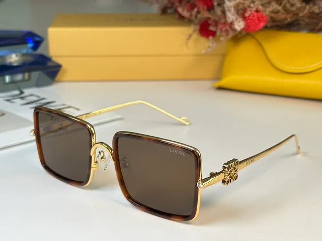Loewe Square Frame Rose Gold Gradient Brown Sunglasses 5