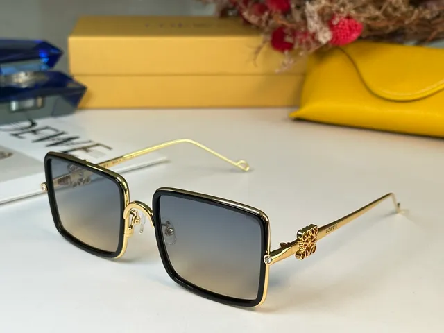 Loewe Square Frame Rose Gold Gradient Brown Sunglasses 9