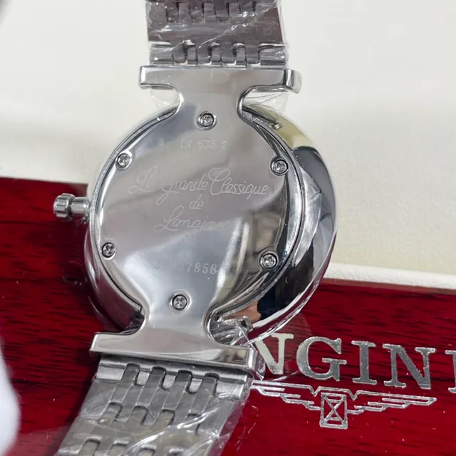 Longines Relógio de Quartzo com Mostrador Minimalista de Prata Branco e Numerais Romanos 6