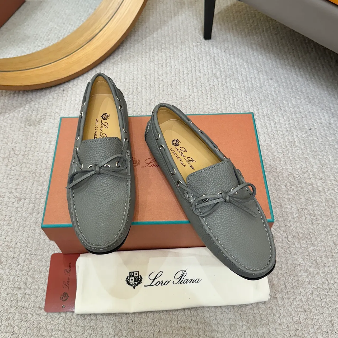 Loro Piana LP Dots Walk Mocassins en cuir grainé gris 2
