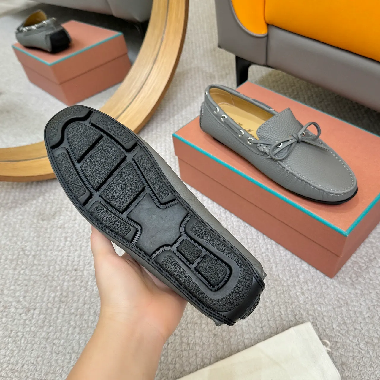 Loro Piana LP Dots Walk Mocassins en cuir grainé gris 7
