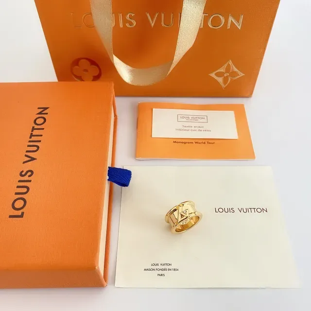 Louis Vuitton Angular V-Motif Diamond-Accented Gold and Silver Rings 7