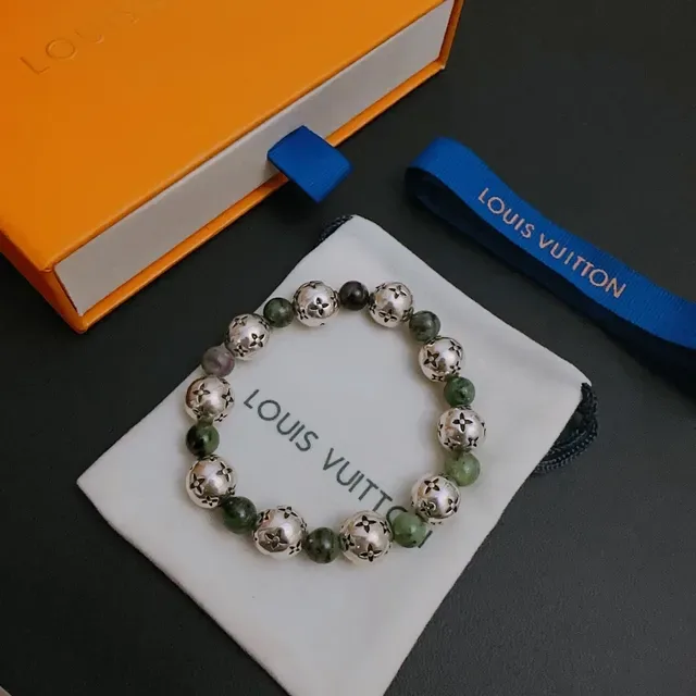 Louis Vuitton Beaded Floral-Engraved Metal and Stone Bracelet 3