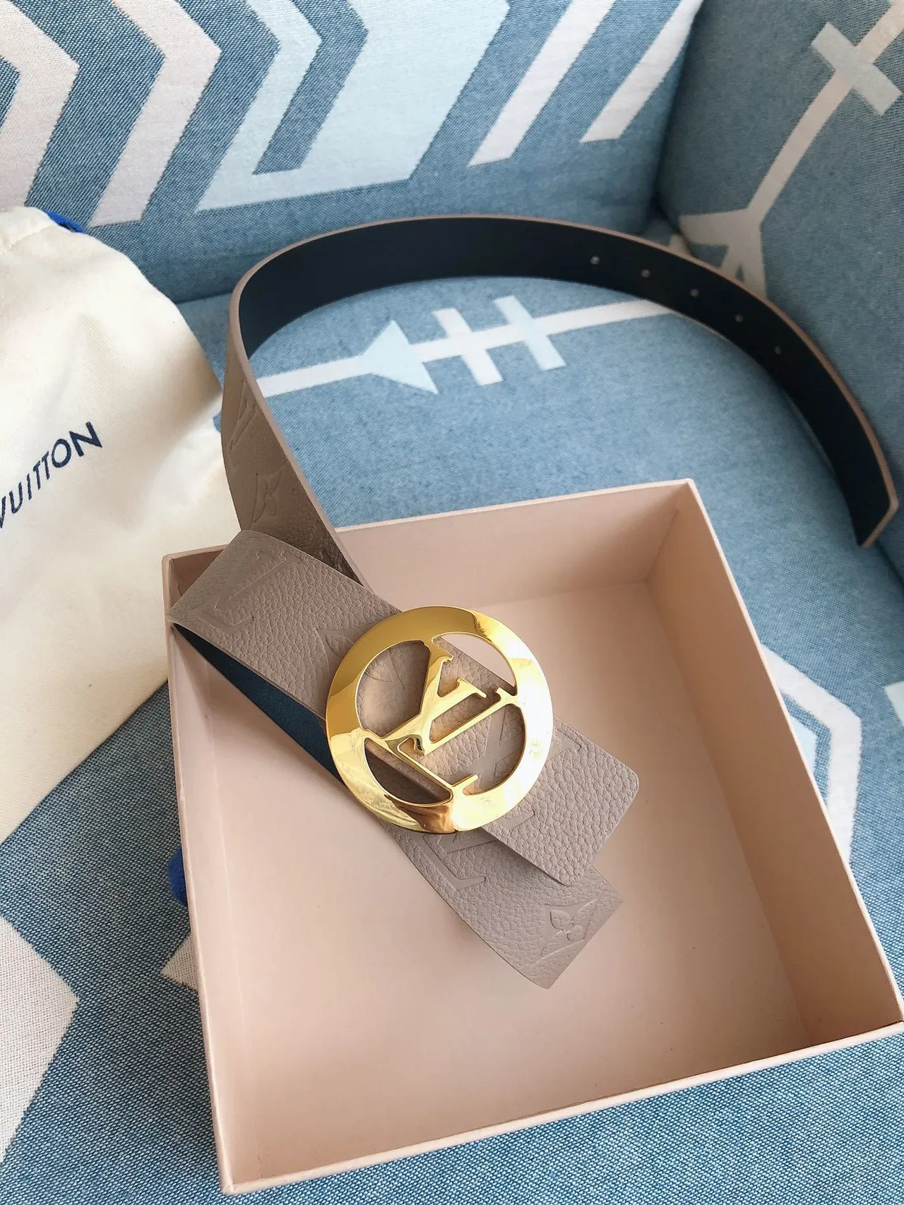 Ceinture Louis Vuitton Beige Noir Monogramme Embossé Circular Tonalité Or LV Boucle Cuir 9