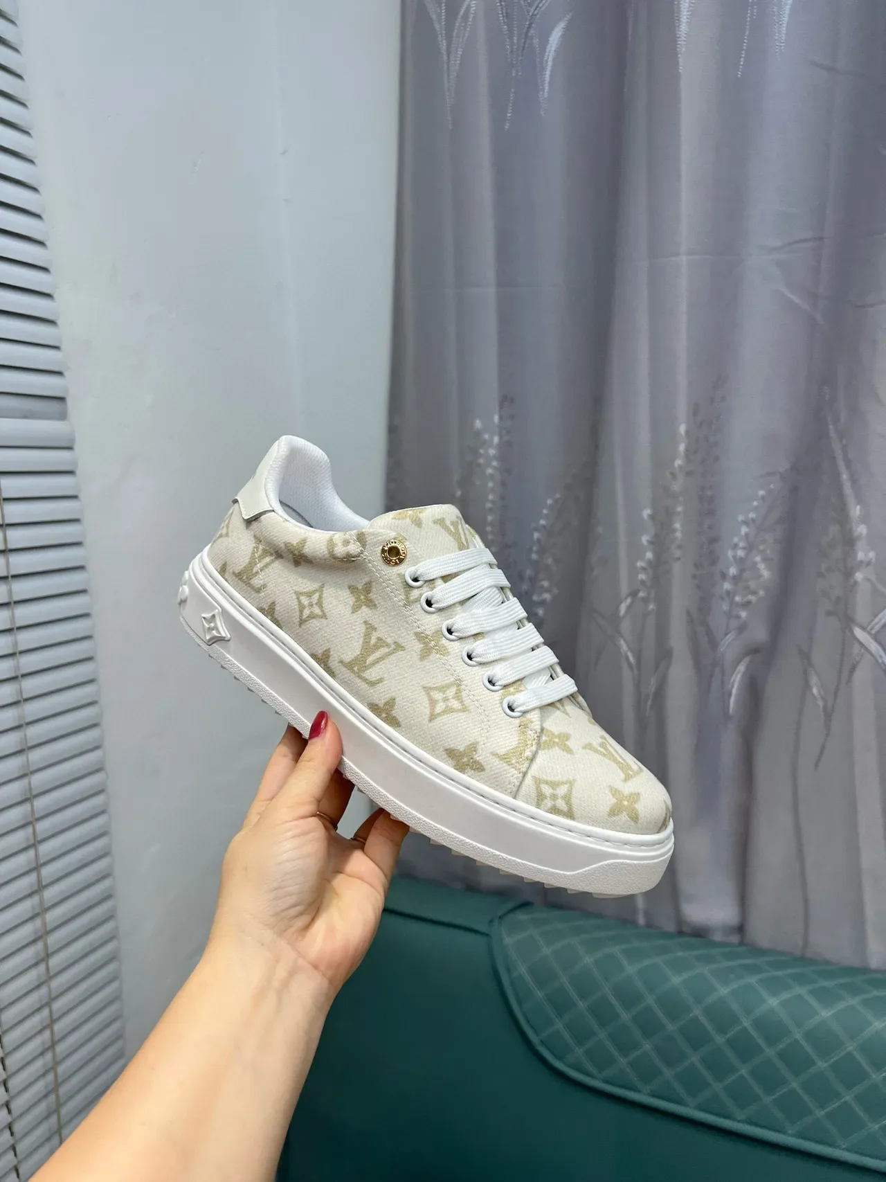 Louis Vuitton Beige Gold Monogram Canvas Low-Top Lifestyle Sneakers 5