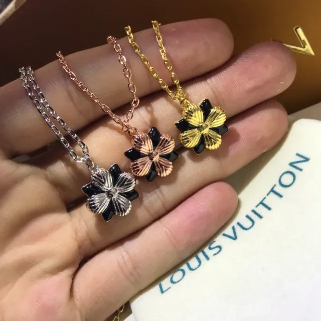 Louis Vuitton Black and Gold Floral Pendant Necklace 2
