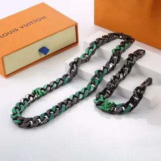 Louis Vuitton Black and Green Enamel LV Logo Chunky Chain Necklace