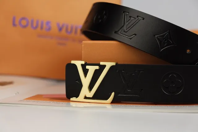 Louis Vuitton Black Gold Embossed Monogram LV Buckle Leather Belt 3