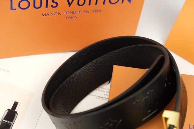 Louis Vuitton Black Gold Embossed Monogram LV Buckle Leather Belt 5