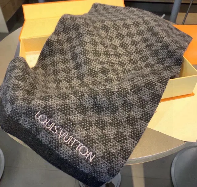 Louis Vuitton Black Gray Knitted Micro-Check Pattern Cashmere Scarf 5
