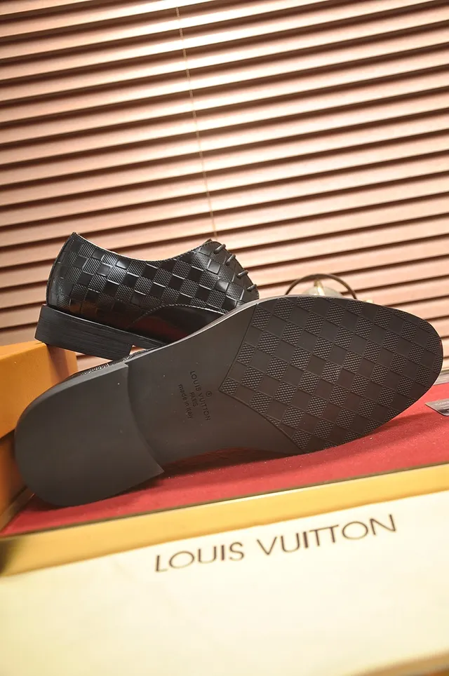 Louis Vuitton Chaussures Oxford en cuir noir verni Damier tissé cap-toe 3