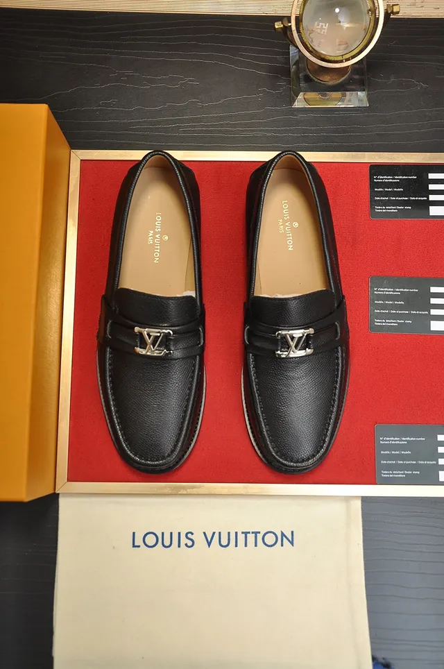 Louis Vuitton Black Pebbled Leather LV Buckle Loafers 5