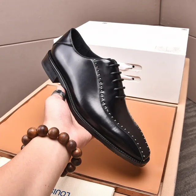 Louis Vuitton Sapatos Oxford de couro preto polido com bico quadrado 6