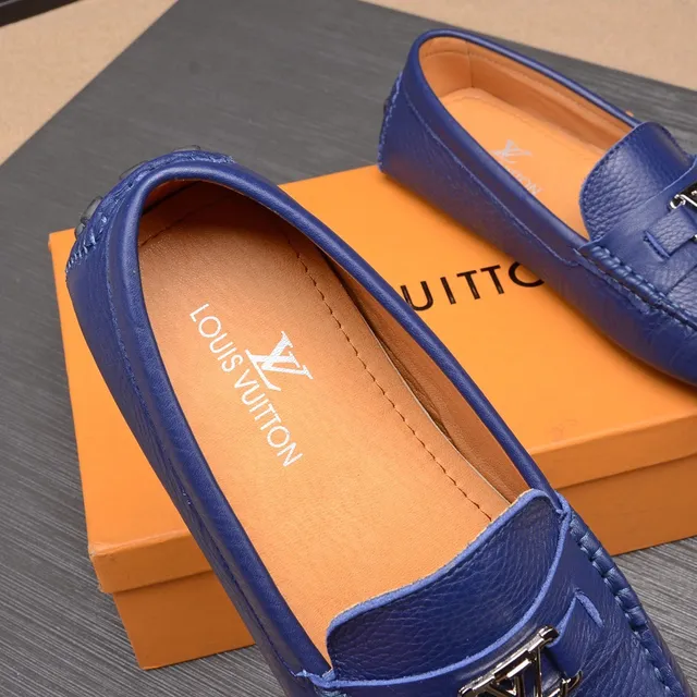 Louis Vuitton Blue Beige Pebbled Leather Moc-Toe Stitching Loafer 7