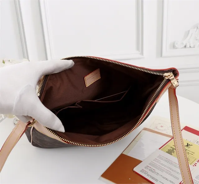 Louis Vuitton Marron Beige Monogramme Toile Garniture Cuir Sac Hobo 2
