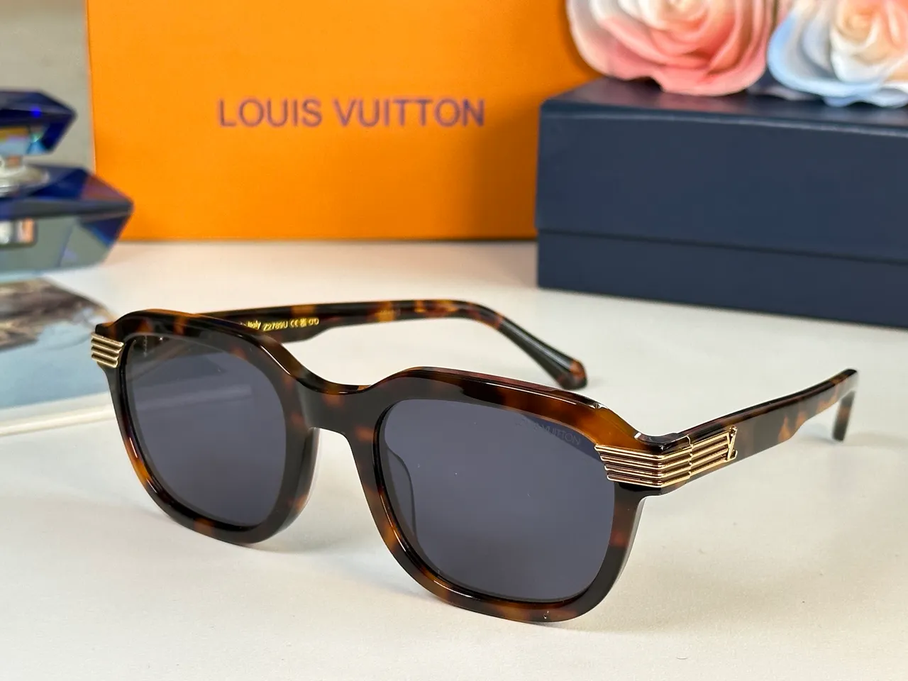 Louis Vuitton Brown Black Rectangular Acetate Frames Triple-Bar Temple Accents Sunglasses 5