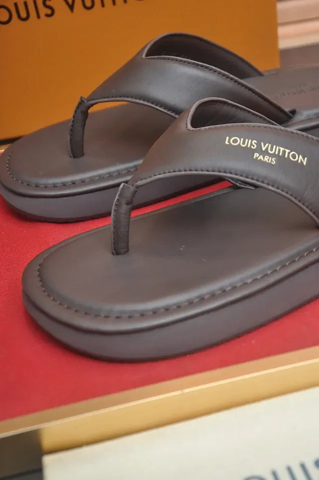Louis Vuitton Brown Leather Thong Slipper 2