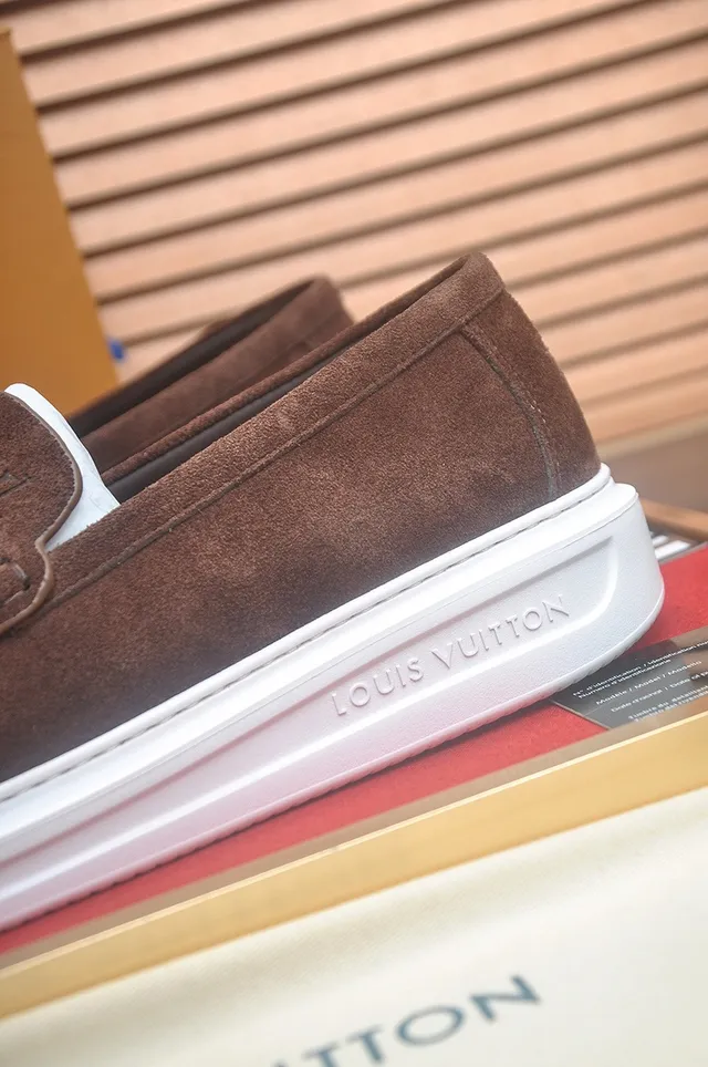 Louis Vuitton Brown White Suede Upper Moc-Toe Stitching Loafer 9
