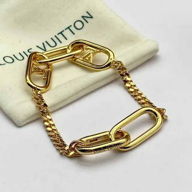Louis Vuitton Chain Link Gold Oversized Oval Links Necklace 2