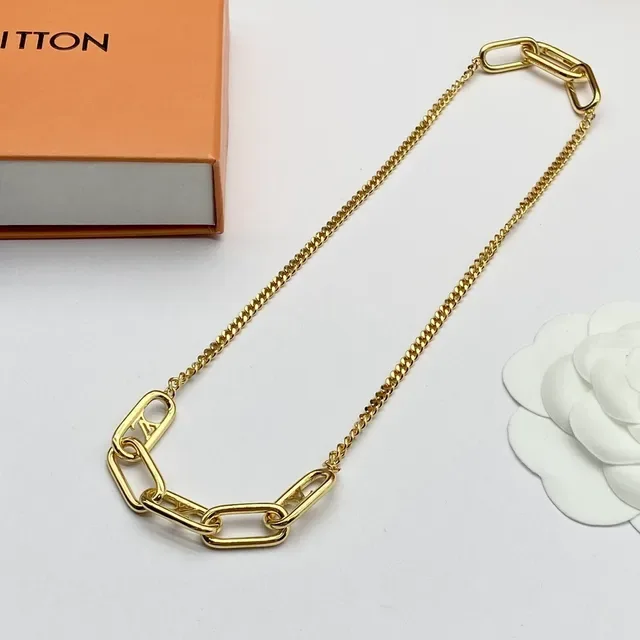Louis Vuitton Chain Link Gold Oversized Oval Links Necklace 6