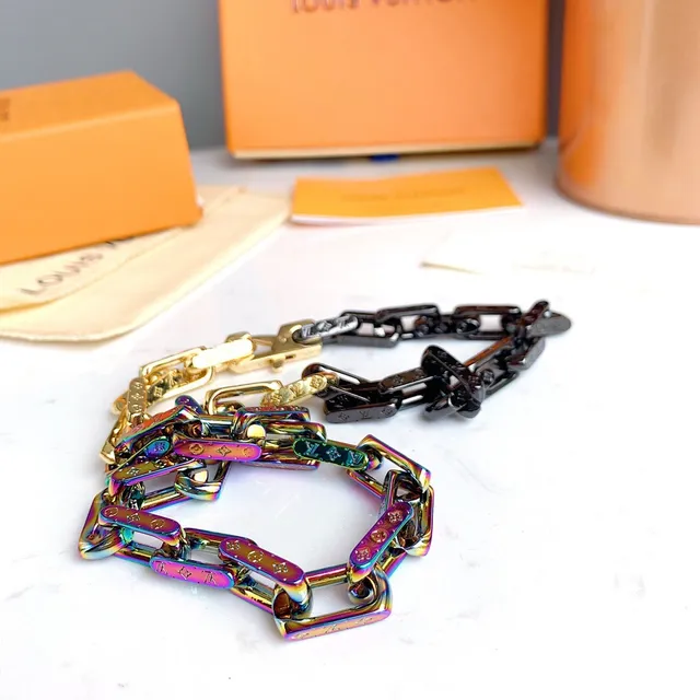 Louis Vuitton Chain Link Iridescent Rainbow Necklace 5