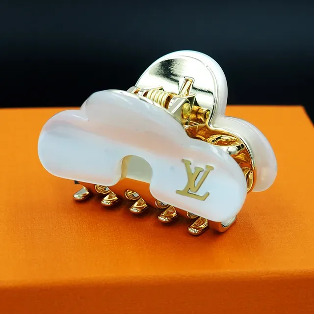 Louis Vuitton Cloud Clip White Gold Pearlescent Resin Crossbody Bag 8