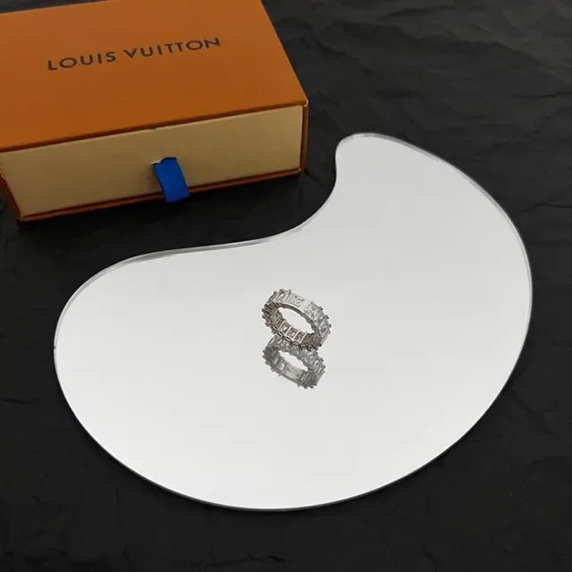 Louis Vuitton Eternity Silver Transparent Band Baguette-Cut Stones Ring 8