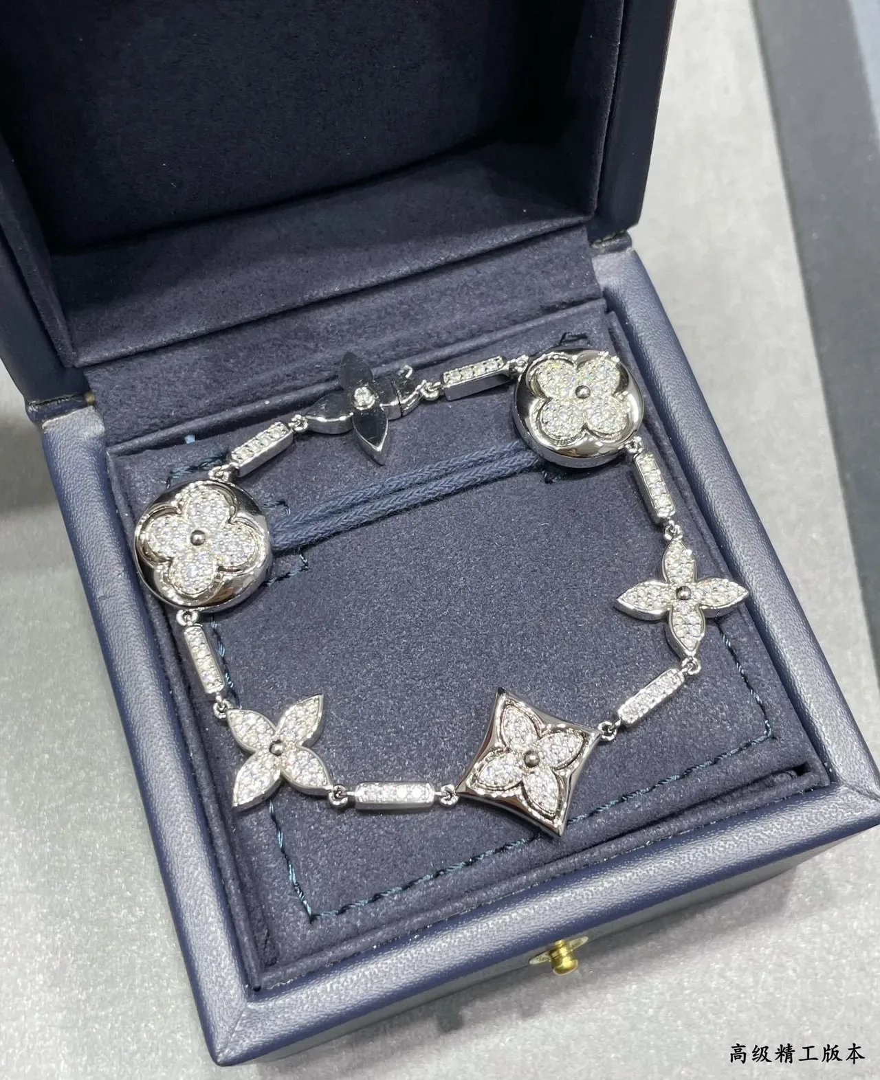 Louis Vuitton Floral Pavé Crystal Bracelet Gold Silver Links Mixed Metal Bracelet 7