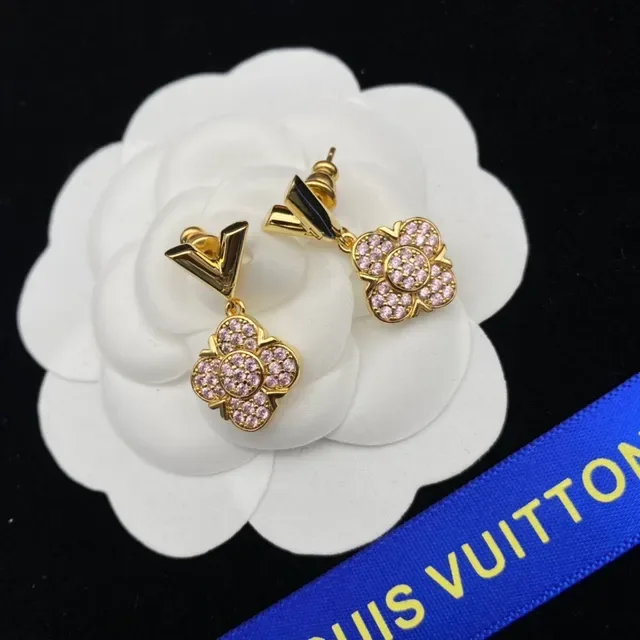 Brincos Louis Vuitton Florais Pavé Cristal Rosa Dourado 3