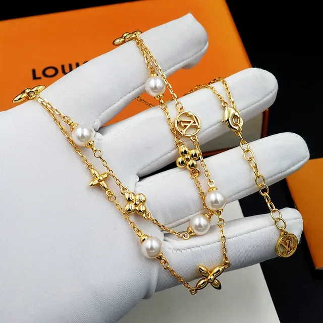 Louis Vuitton Flower Collection Pearl and Gold-Tone Floral Motif Necklace 8