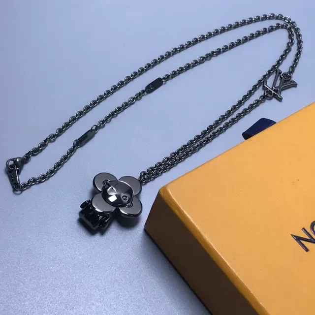 Louis Vuitton Flower Motif Black Metal Necklace 3