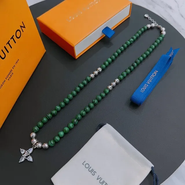Louis Vuitton Flower Motif Malachite Bead Necklace 3