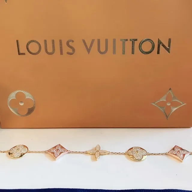 Louis Vuitton Flower Motif Pavé Chain Bracelet 7