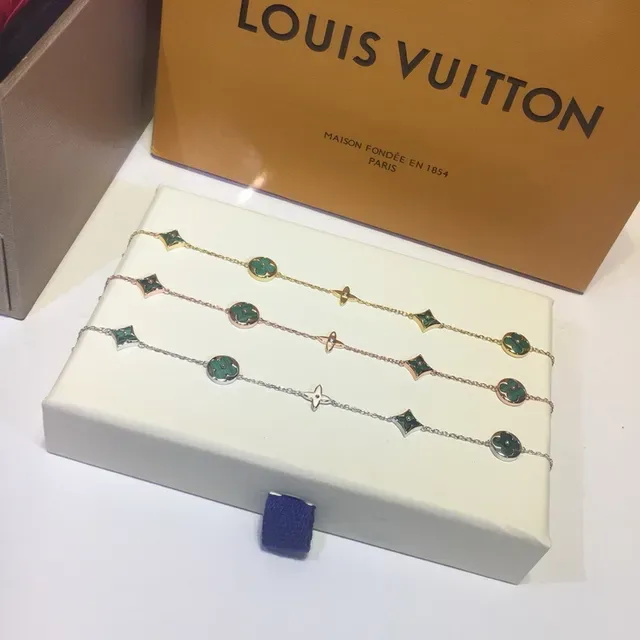 Louis Vuitton Flower & Star Green Malachite Charm Bracelet 6