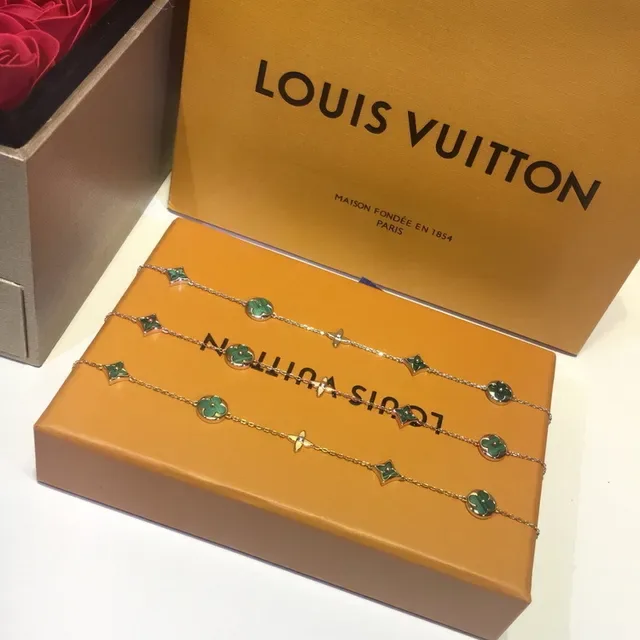 Louis Vuitton Flower & Star Green Malachite Charm Bracelet 10