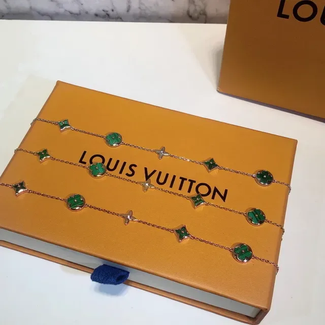 Louis Vuitton Flower & Star Green Malachite Charm Bracelet 16