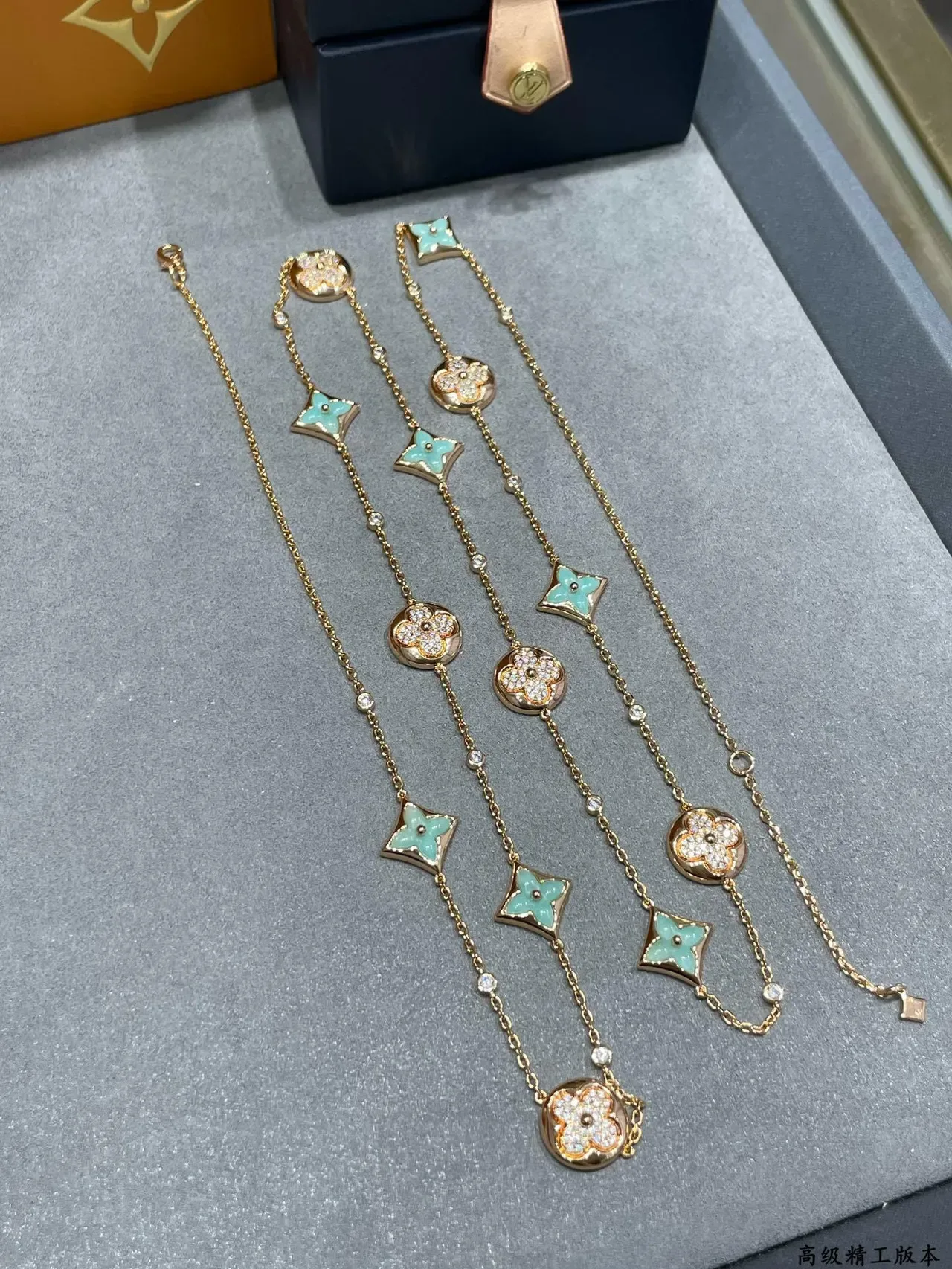 Louis Vuitton Gold Blue Chain Turquoise Enamel Quatrefoils Necklace 4