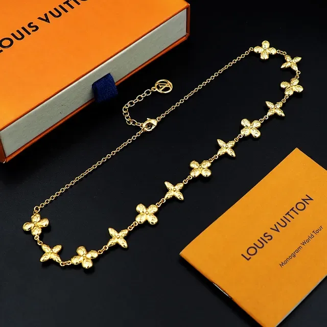 Louis Vuitton Gold Chain Four-Petal Floral Motifs Necklace 9