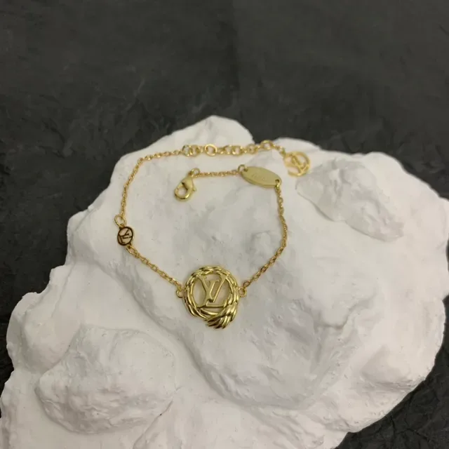 Louis Vuitton Gold Chain Woven Spherical Pendant Bracelet 3