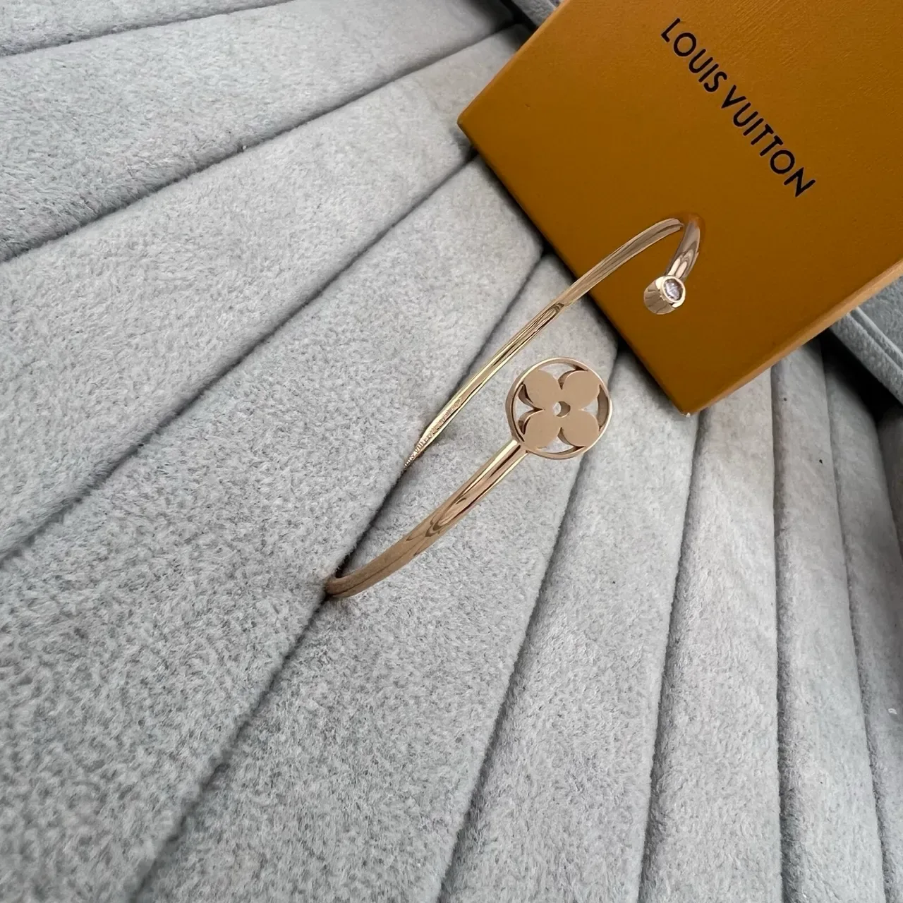 Louis Vuitton Gold Silver Open-Cuff Flower-Cutout Bracelet 5